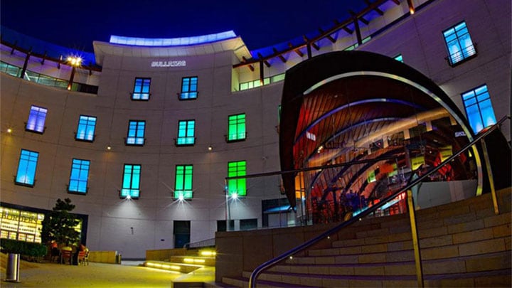 Bullring Shopping Centre façade - Philips