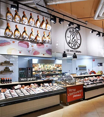 Philips Lighting illuminating meat to show the freshness at Jumbo Foodmarkt, the Netherlands
