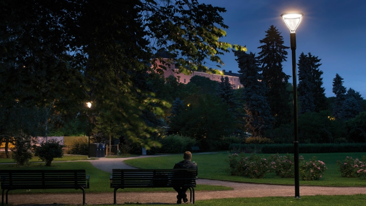 New Metronomis LED lighting for park