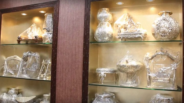 See how Philips LED lighting helped  DR Ranka Jewellers by providing the right lighting resulting in reduced energy consumption and maintenance friendly operation