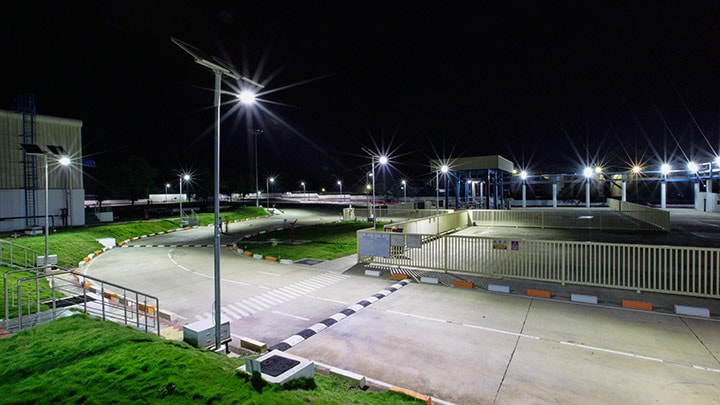 See how Philips lighting helped Unilever India in reducing energy consumption significantly by installing Solar LED streetlights at their Khamgaon plant